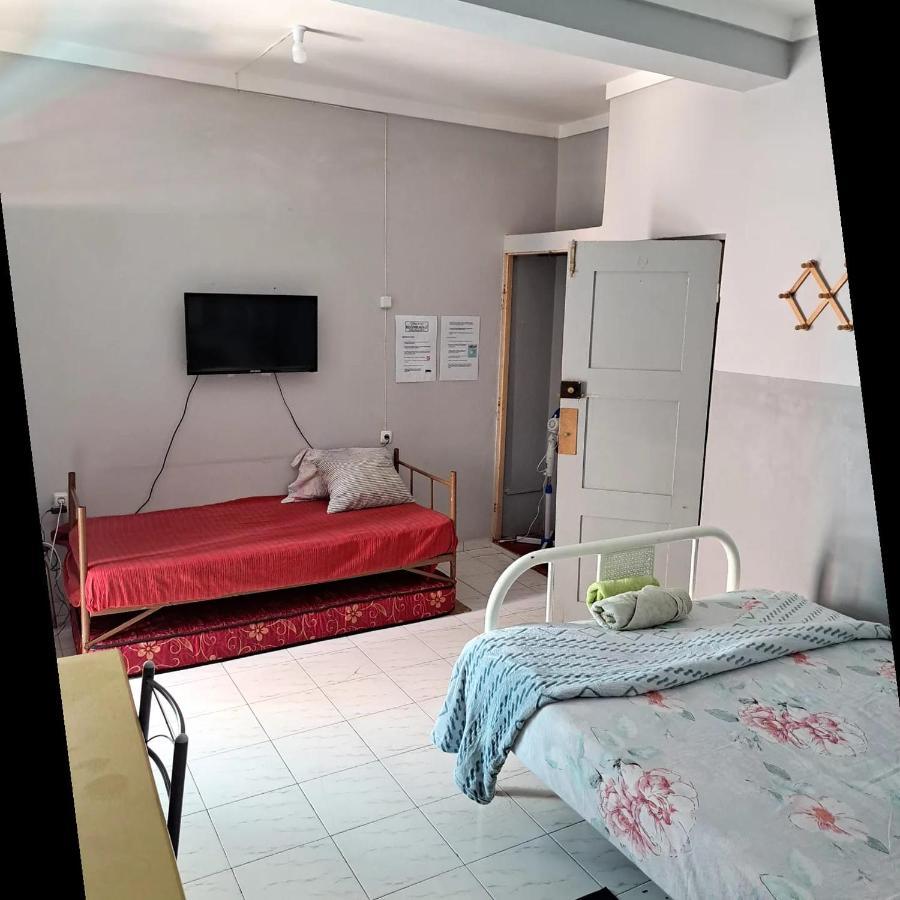 In The Heart Of Praia - Family B&B エクステリア 写真