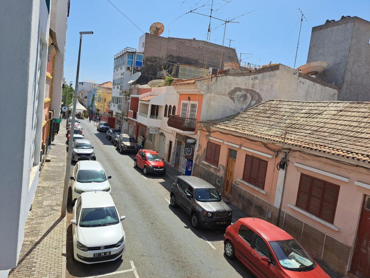 In The Heart Of Praia - Family B&B エクステリア 写真